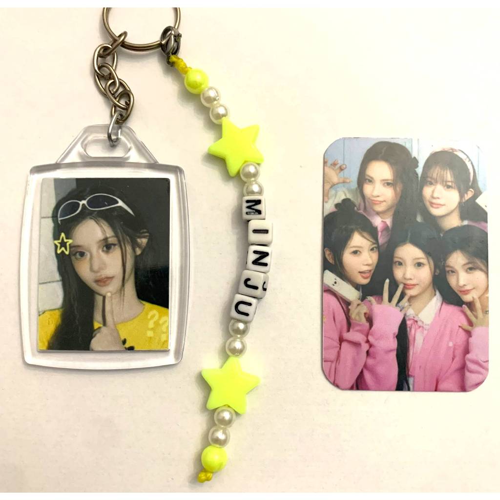 Chaveiro Illit - Minju + photocard surpresa + miniphotocard