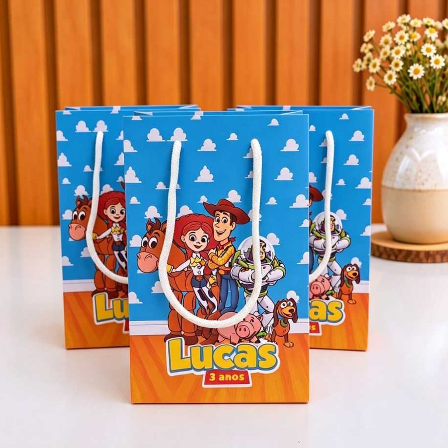 Sacolinha Personalizada Tamanho P tema Toy Story/ Lembrancinha Festa Infantil Aniversário Toy Story
