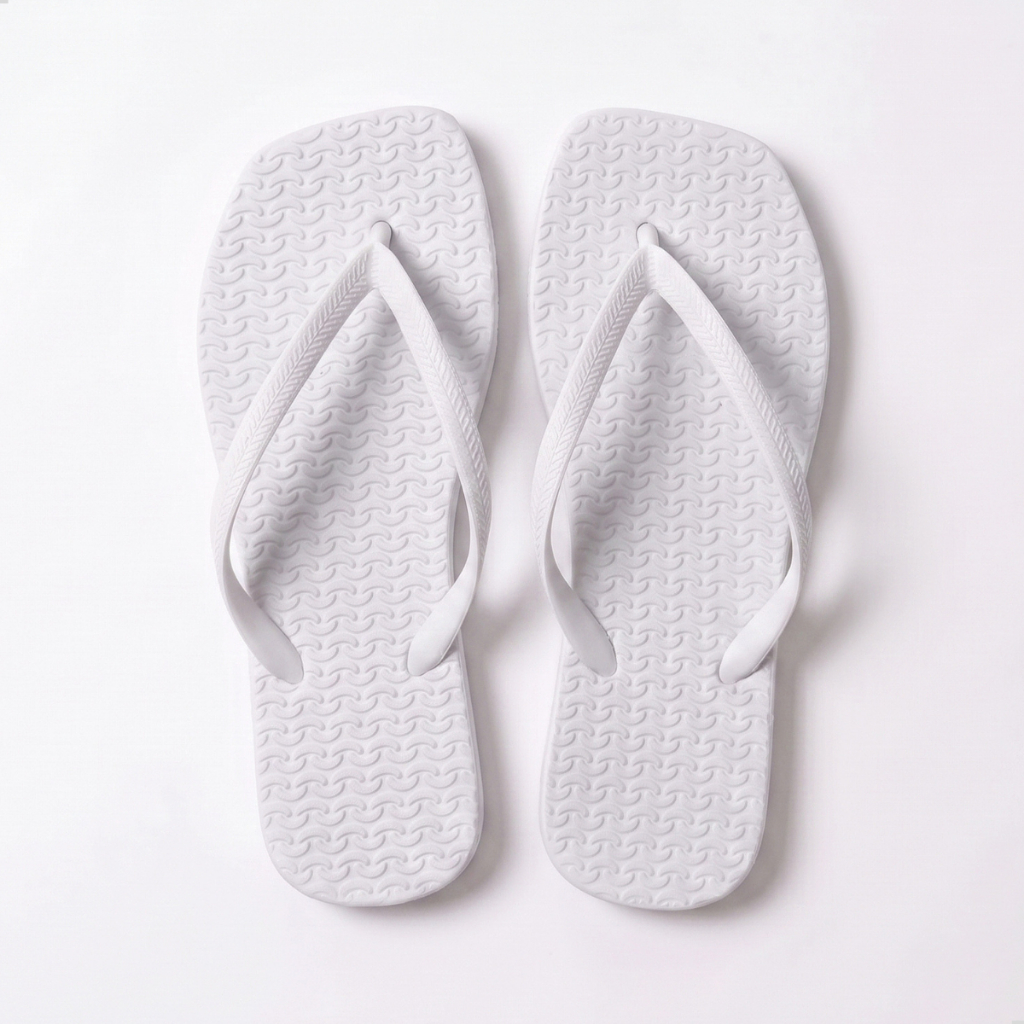 Chinelo Feminino Branco Bico Quadrado Leve Confortável Tendência Verão Praia Piscina