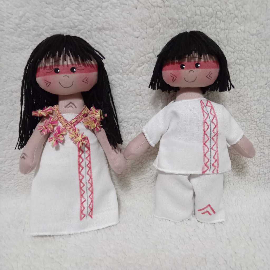 Boneca de pano lenda indígena /Tamanho 24 cm