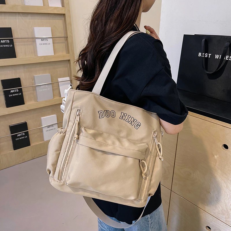 Large Capacity Traveler Girl Tote Bag for College and Class Students