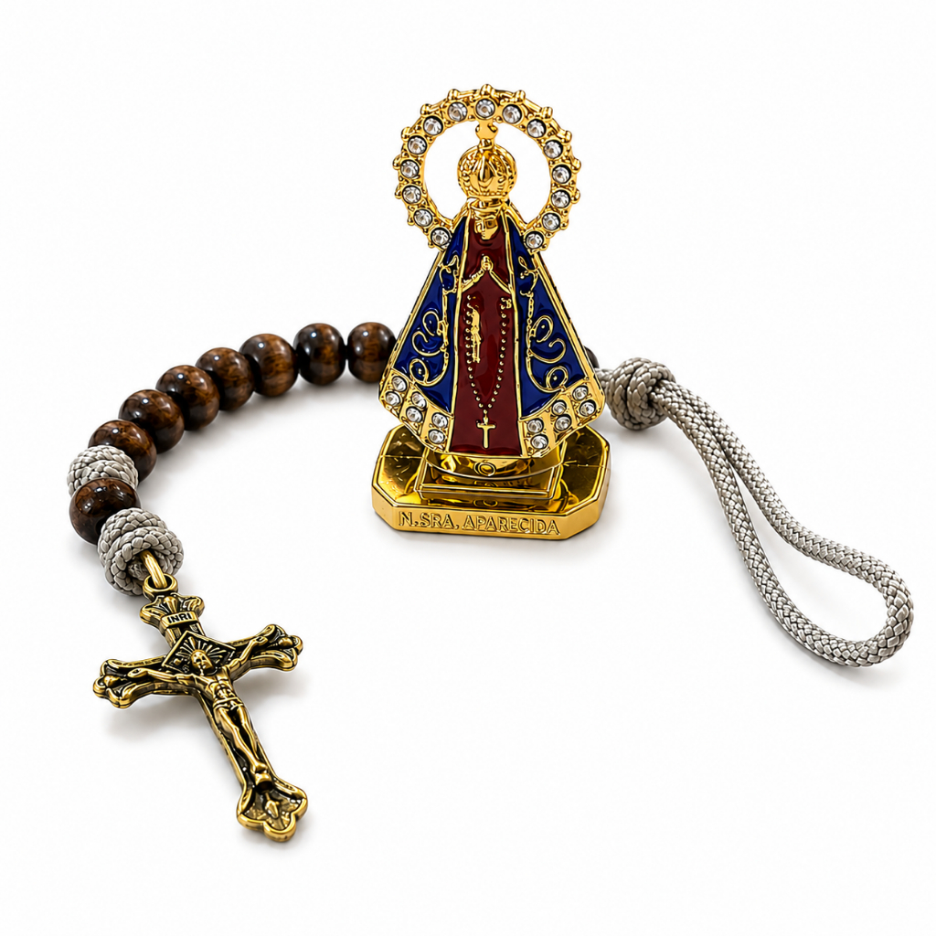 Kit Santinha Nossa Senhora Aparecida para Carro + Terço de Madeira Retrovisor Painel Presente Religioso