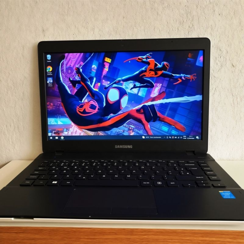 Notebook Samsung Essentials E32 Np370e4k i3 5ª Geração 8GB RAM HD 1TB