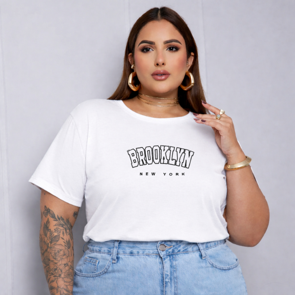 Camiseta Feminina Plus Size Brooklyn Camisa Algodão 30.1 Casual Leve Macio e confortavel