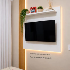 Painel TV 32 Polegadas Branco com Prateleira Rack Home Sala Quarto Design Moderno