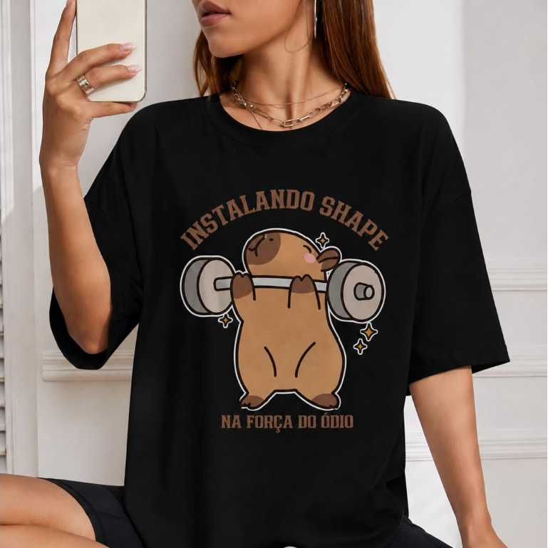 Camiseta Oversized Capivara Instalando o Shapee 100% Algodão Academia Gym Blusão Tshirt Feminina Gringa Streetwear