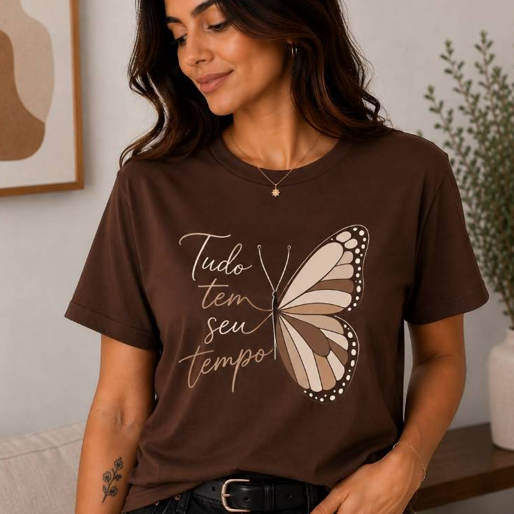 Camiseta Feminina Algodão Estampada Tudo Tem Seu Tempo Borboleta T-Shirt Casual Confortável