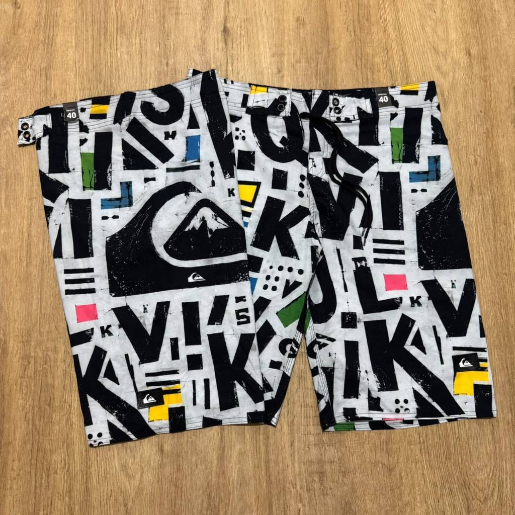 Bermuda Quiksilver Elastano Tactel Estampada Mod.49
