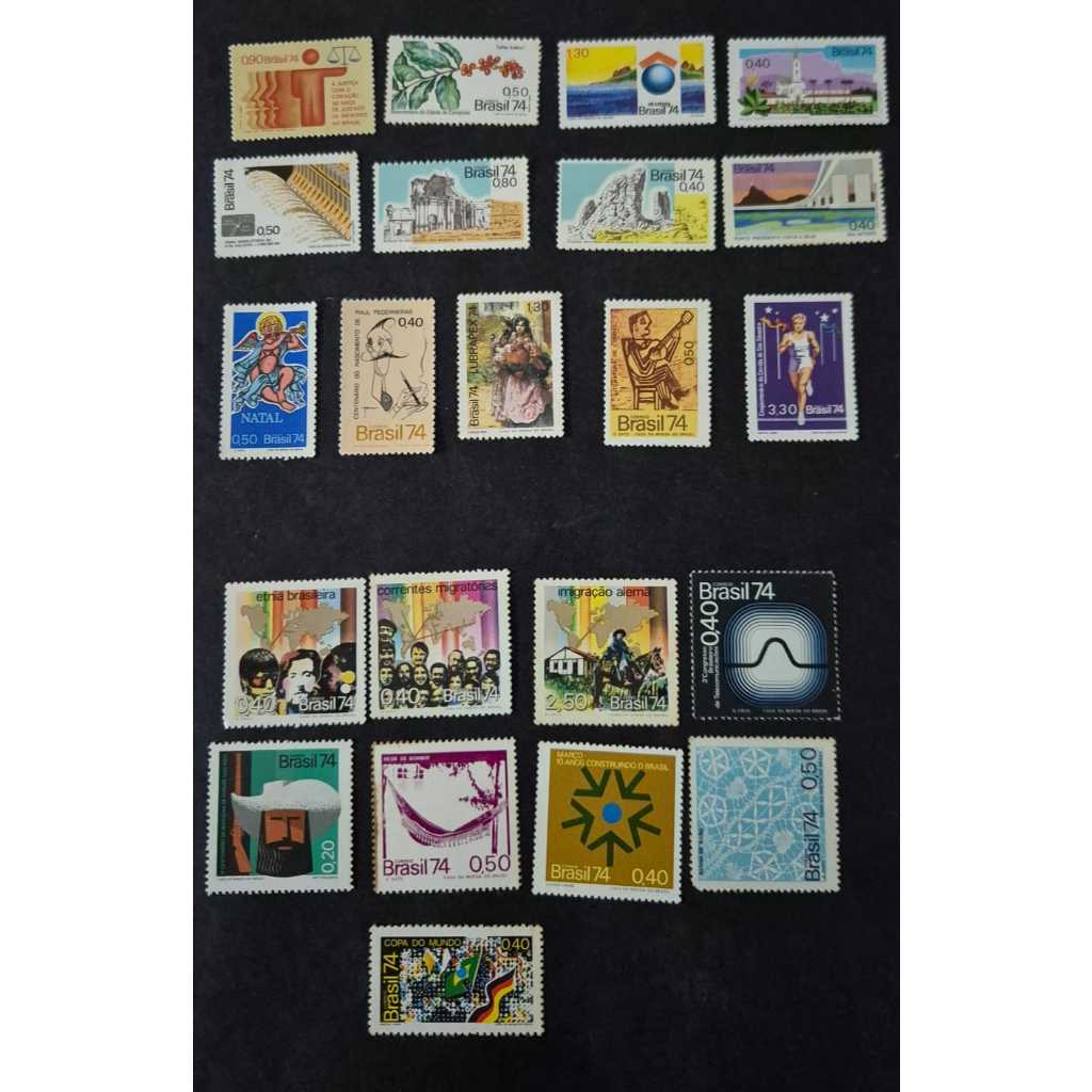 22 selos dos correios de 1974. Incluindo o selo RHM C843 -imigração italiana. Selos novos e Mint.