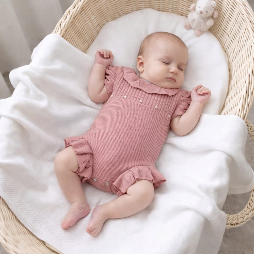 Romper Tricot Body Recém Nascido Bebê Menina Babados Pérolas Jardineira Saída Maternidade