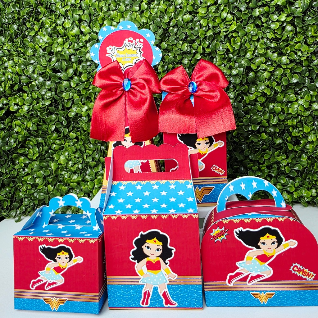 Kit Caixa Montada MULHER MARAVILHA CUTE BABY - Personalizados - Festa infantil - Aniversário - Lembrancinha