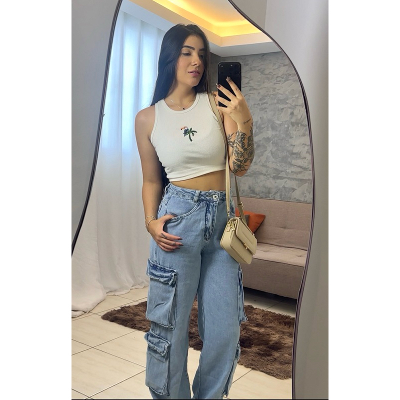 Cropped Canelado Feminino com Bordado Tropical - Algodão com Elastano