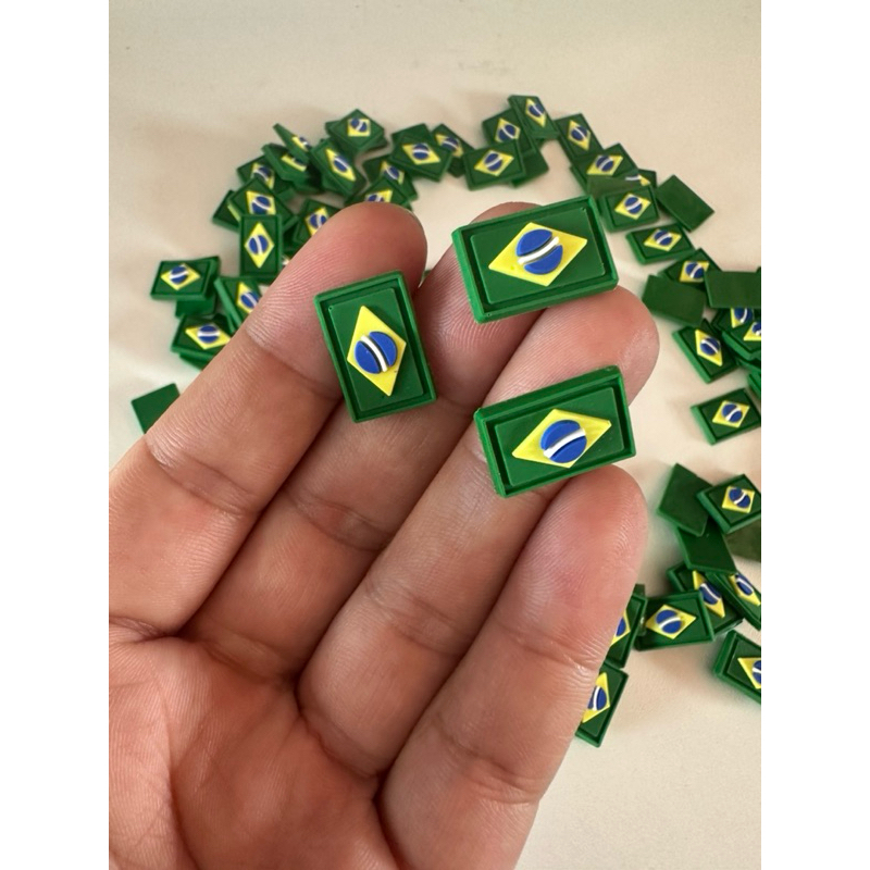 Aplique emborrachado bandeira do Brasil  16x11mm -20unid em Oferta na Shopee