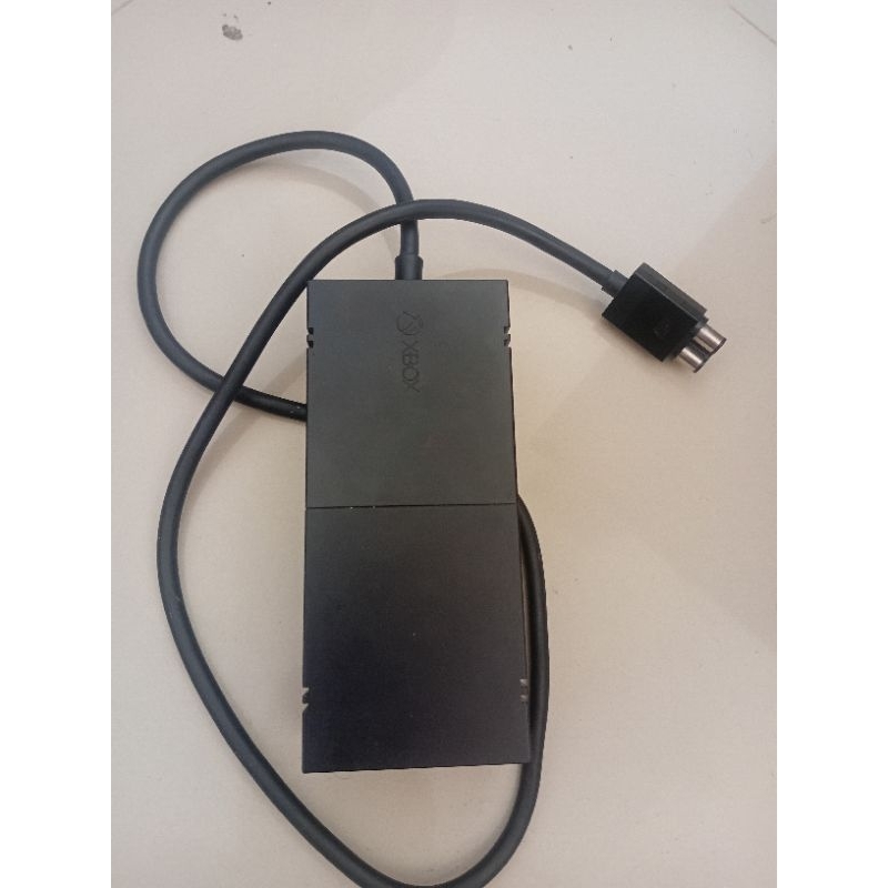 fonte original do xbox one fat