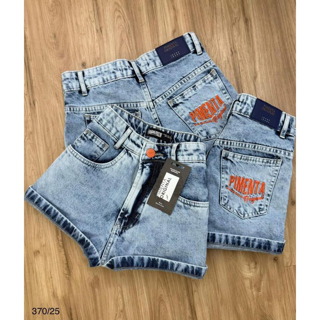 Shorts Jeans Bordado Feminino Sal e Pimenta / Pimenta Doce Original Elastano Cintura Alta Levanta Bumbum