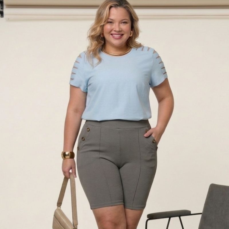 Bermuda Plus Size Em Malha Crepe Com Elástico Na Cintura E Bolsos Laterais G1 G2 - Não Fica Transparente