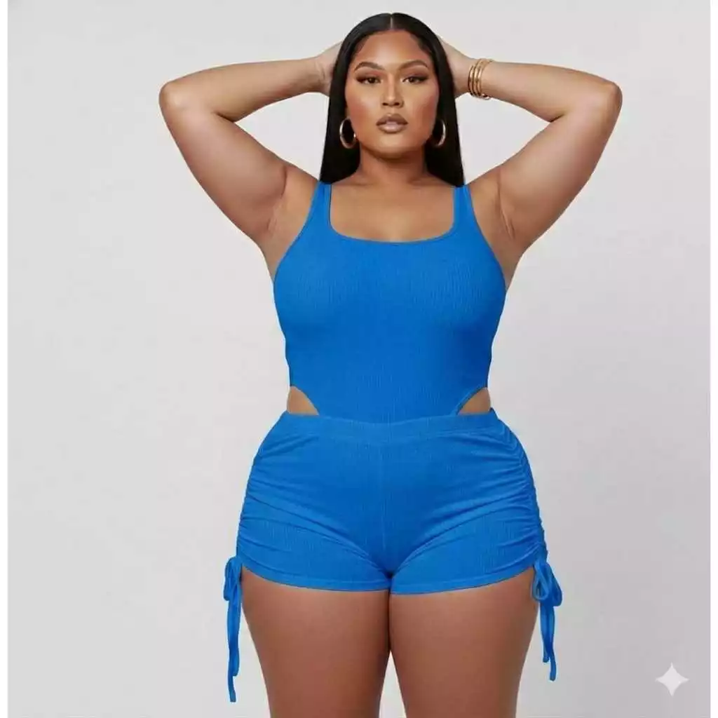 Maiô Cavado Sexy Asa Delta + Shortinho Ajustável Plus Size