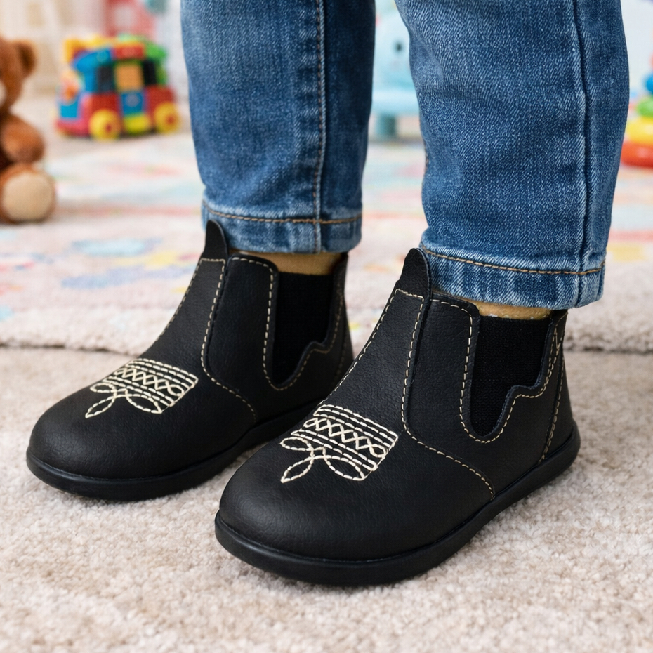 Bota Bordada Infantil Botinha Kids Menino Menina Detalhes de Costura Calce Fácil Unissex Confortável