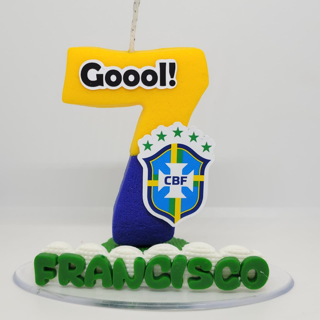 VELA PERSONALIZADA TEMA COPA DO MUNDO SELEÇÃO BRASILEIRA  VELA DE BISCUIT PARA FESTA DE ANIVERSARIO