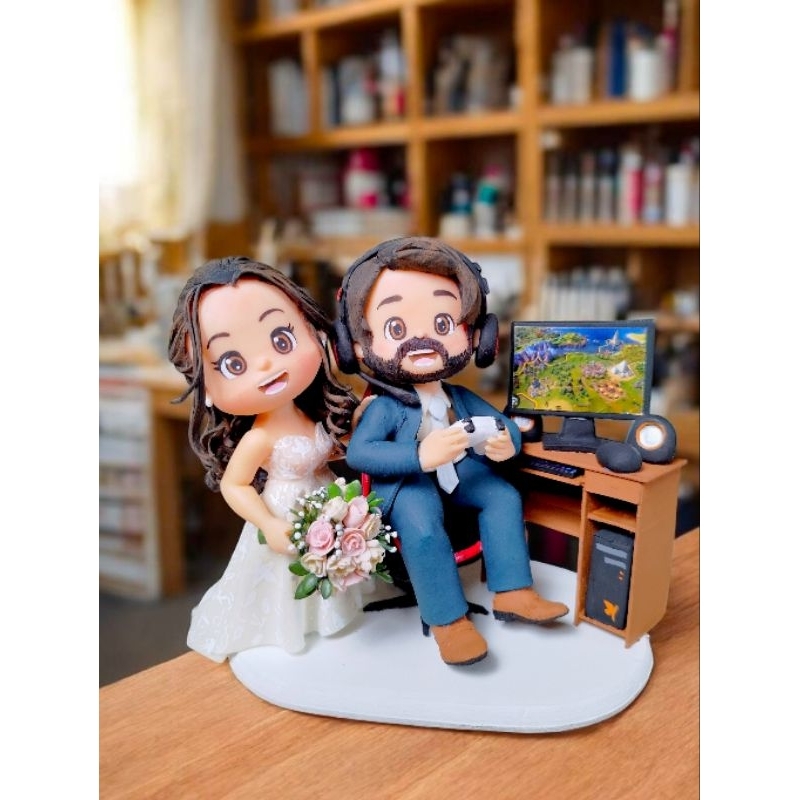 Topo de Bolo Casamento Noivinhos Gamer Computador Jogos Personalizados feitos a partir de…