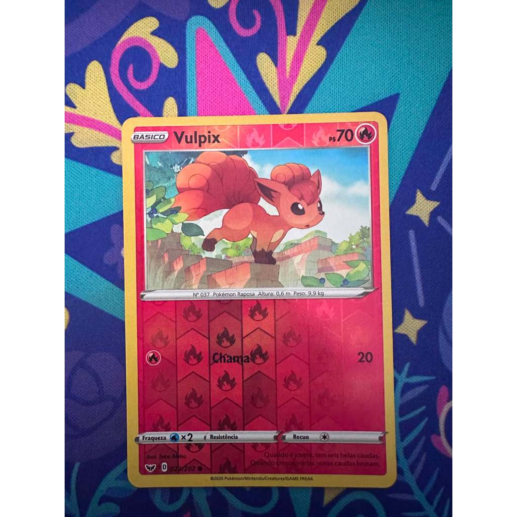 Carta Vulpix Reverse Foil Coleção Espada Escudo Pokemon TCG