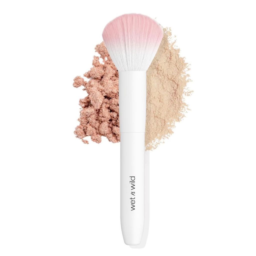 Pincel para Pó Facial Translúcido Bronzer Blush Wet n Wild - Powder Brush