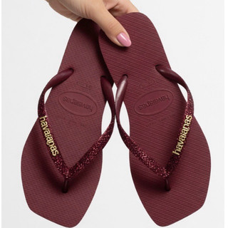 Chinelo Feminino com Glitter e Pingentes Elegante - Nova Tendência