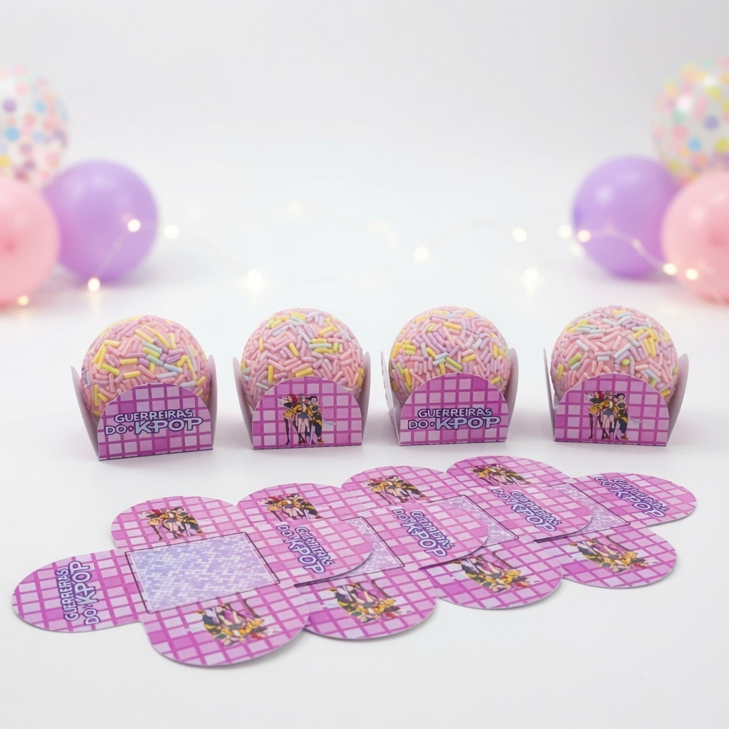 Forminha de Doces Guerreiras do Kpop Personalizada no Tema /Lembrancinha de Festa K-pop /Aniversário
