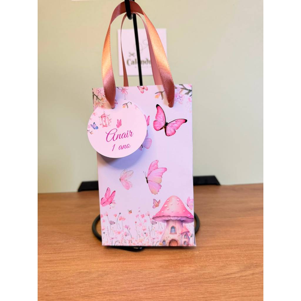 Lembrancinha Personalizada Sacolinha P Jardim das Borboletas com Tag - PEGUE E MONTE
