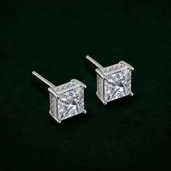 Brinco Moissanite Quadrado 6mm Detalhe Infinito Prata 925 Joia Sofisticada