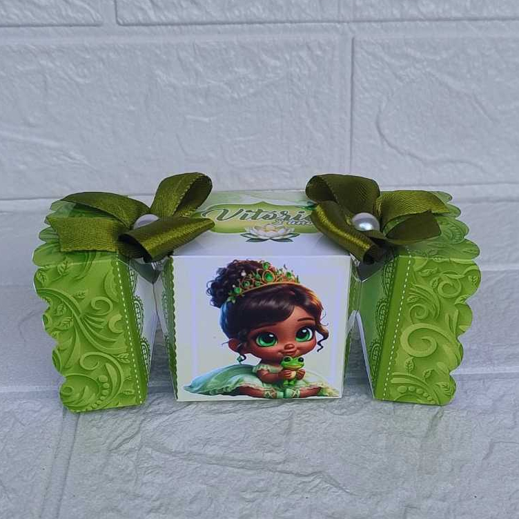Caixa Bala Personalizada Princesa e o Sapo Lembrancinhas Caixinhas para festas e decoração