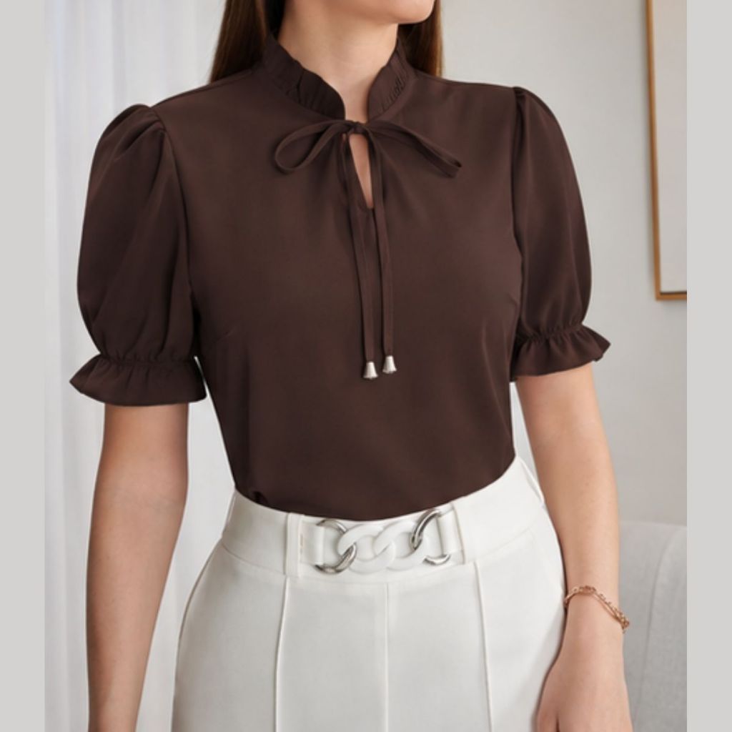 Blusa  Casual Feminina Social e Delicada Gol Alta Romântica Manga Curta Bufante Moda Evangélica Cristã Lisa Elegante