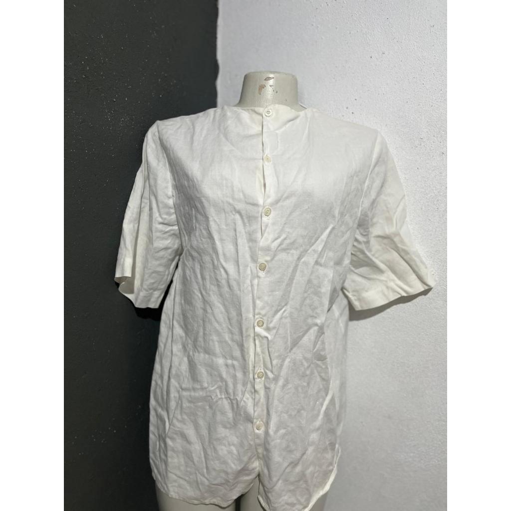 BLUSA BRANCA COM DETALHE NAS COSTAS TAMANHO G USADO BAZAR BRECHO