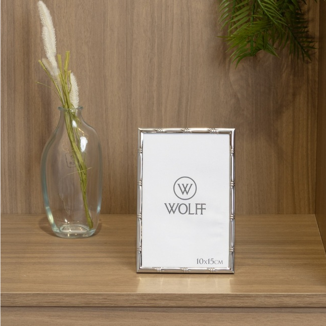 Porta Retrato 10x15cm Bambu Prata Aço Inox Wolff para Fotos Decoração Mesa Aparador Estante Quarto Sala Elegante Moderno