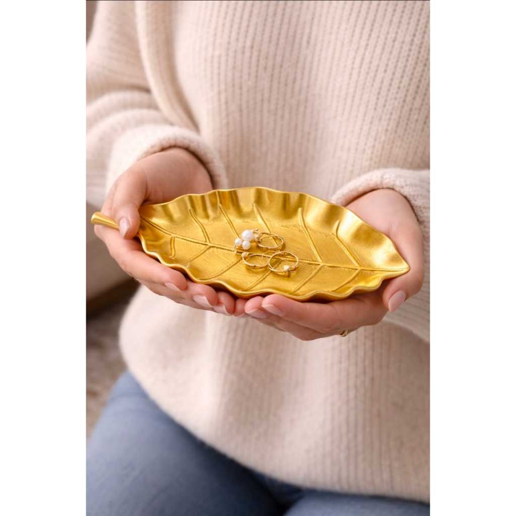 Bandeja Decorativa Folha Dourada 14cm Porta Joias Luxo Organização e Decoração