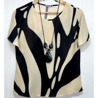 Blusa Tecido Leve - Manga Tradicional (2) em Oferta na Shopee