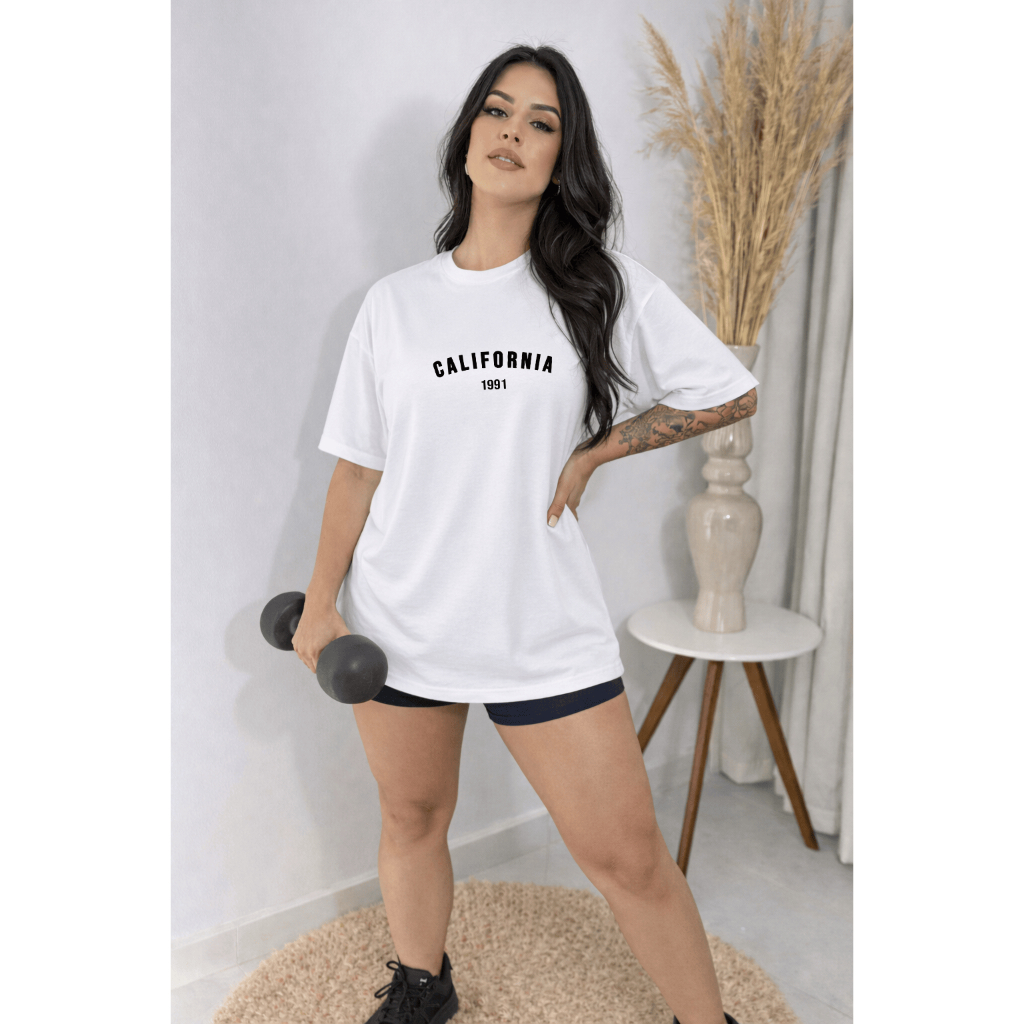 Camiseta Oversized Feminina California 1991 | Premium | Estilo Streetwear Vintage