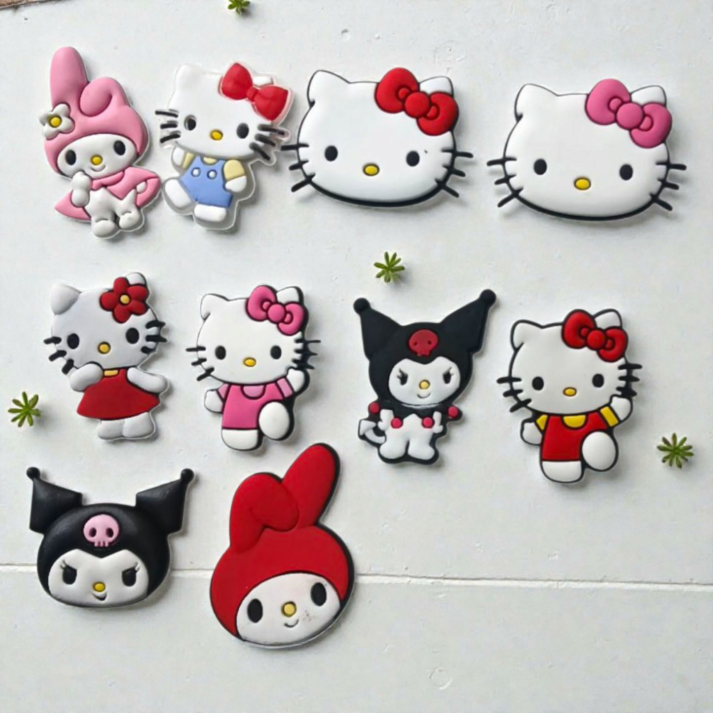 Kit com 10 Acessórios Bottons Pins Personalizados para Calçados Sandália Babuche Feminina em Oferta na Shopee