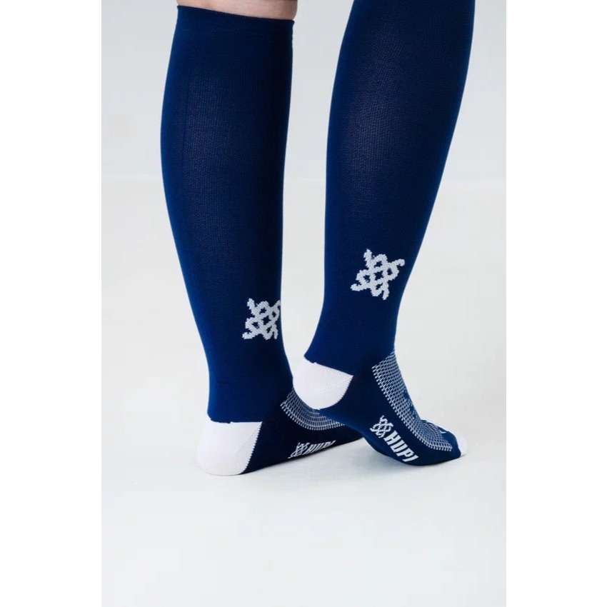 Meia HUPI Longa Lisa Azul Marinho em Oferta na Shopee