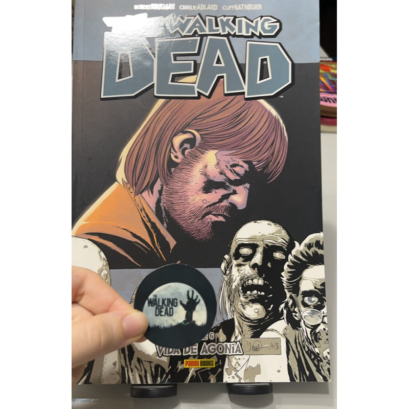 HQ The walking dead vol 6