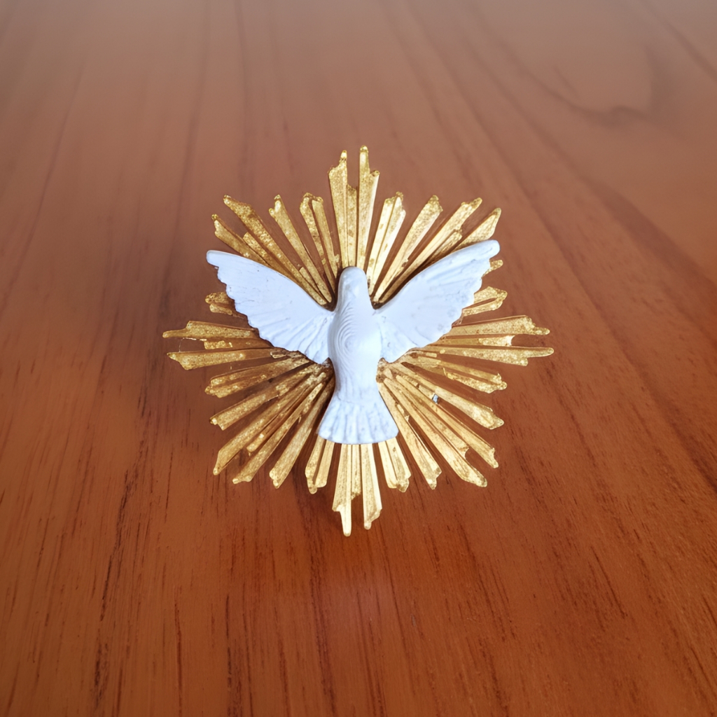 Kit Até 100 Pombinha Espírito Santo c/ Resplendor Pombo Divino Batizado Lembrancinha Aplique Crisma