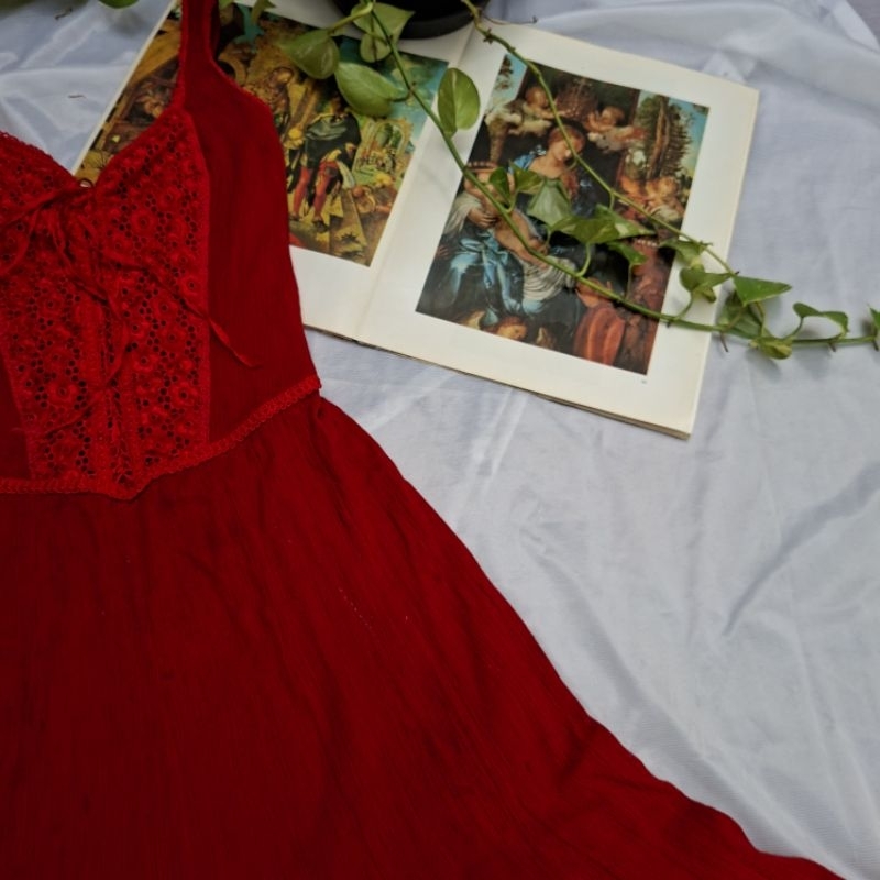 Vestido midi vermelho saia rodada cigana 90s camponesa