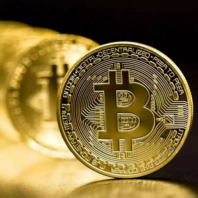 Moeda de Bitcoin Banhada a Ouro - Edição Exclusiva para Colecionadores