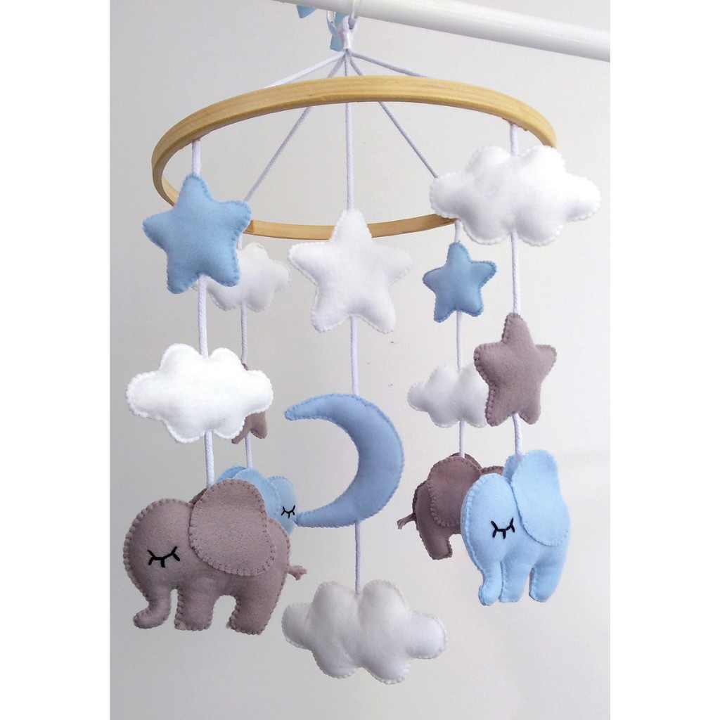 Móbile para Berço - Elefante, Nuvens e Estrelas