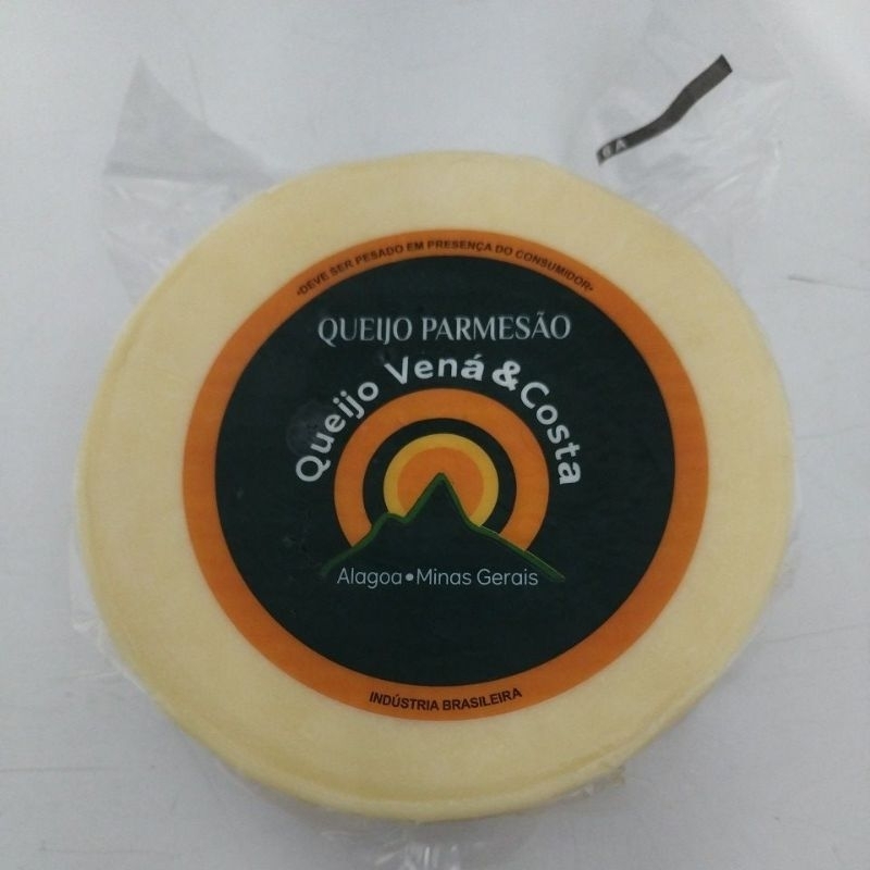 Parmesão Vená e Costa 1kg Alagoa MG Registro SIM