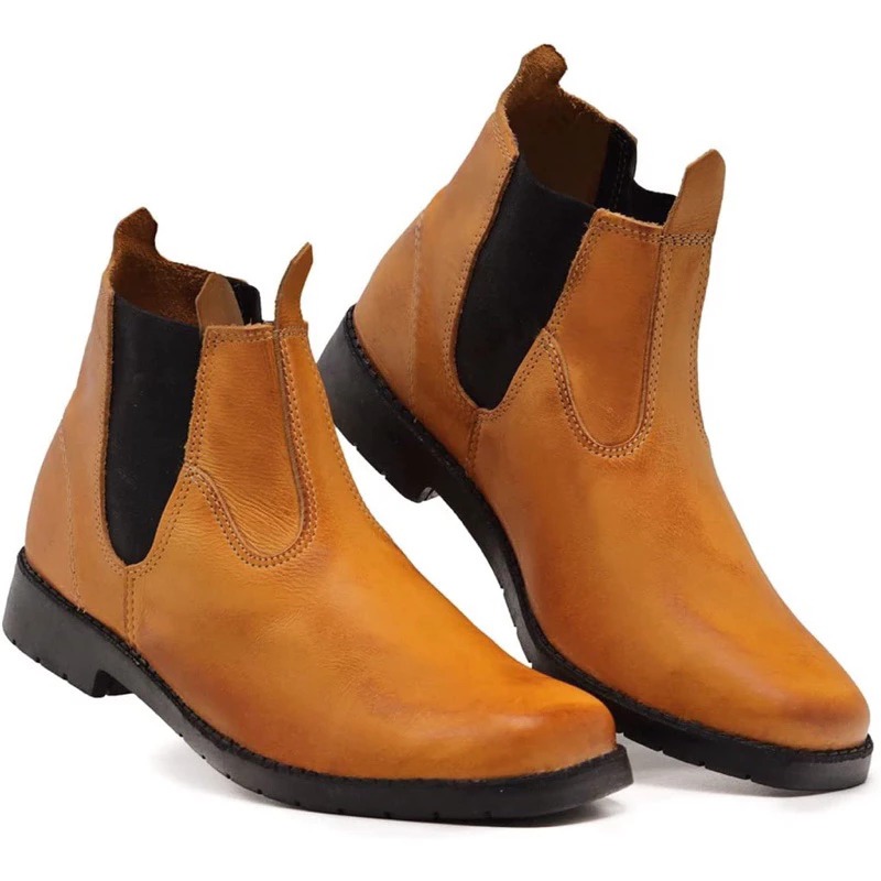 Botina Masculina Bota Mateira Couro Legítimo Solado Resistente Pneu Ecológico