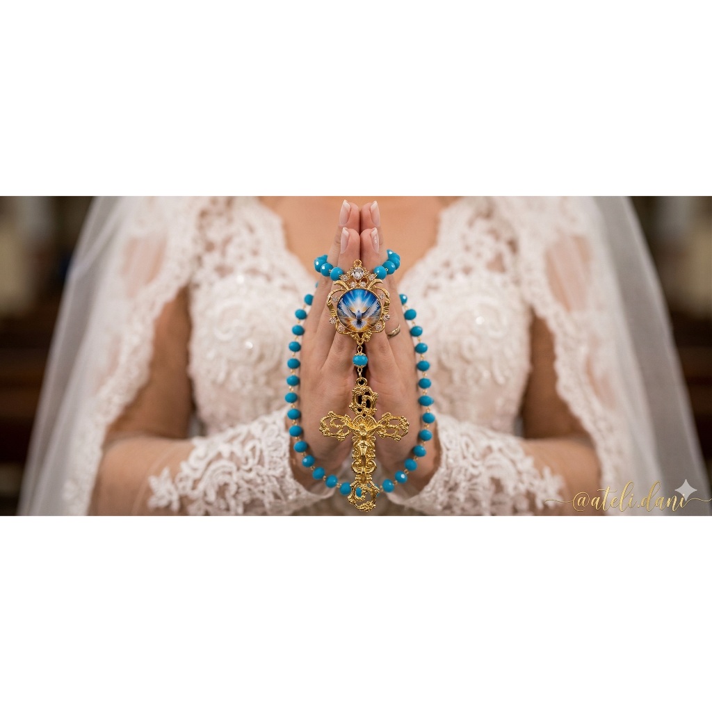 Ateliê da Dani + Terço para Noiva - Divino Espírito Santo Azul + Banhado a Ouro