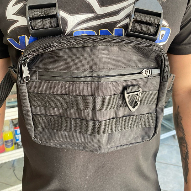Bolsa Peitoral Masculina Tática Resistente Impermeável com Compartimentos — imagem 2 de 2