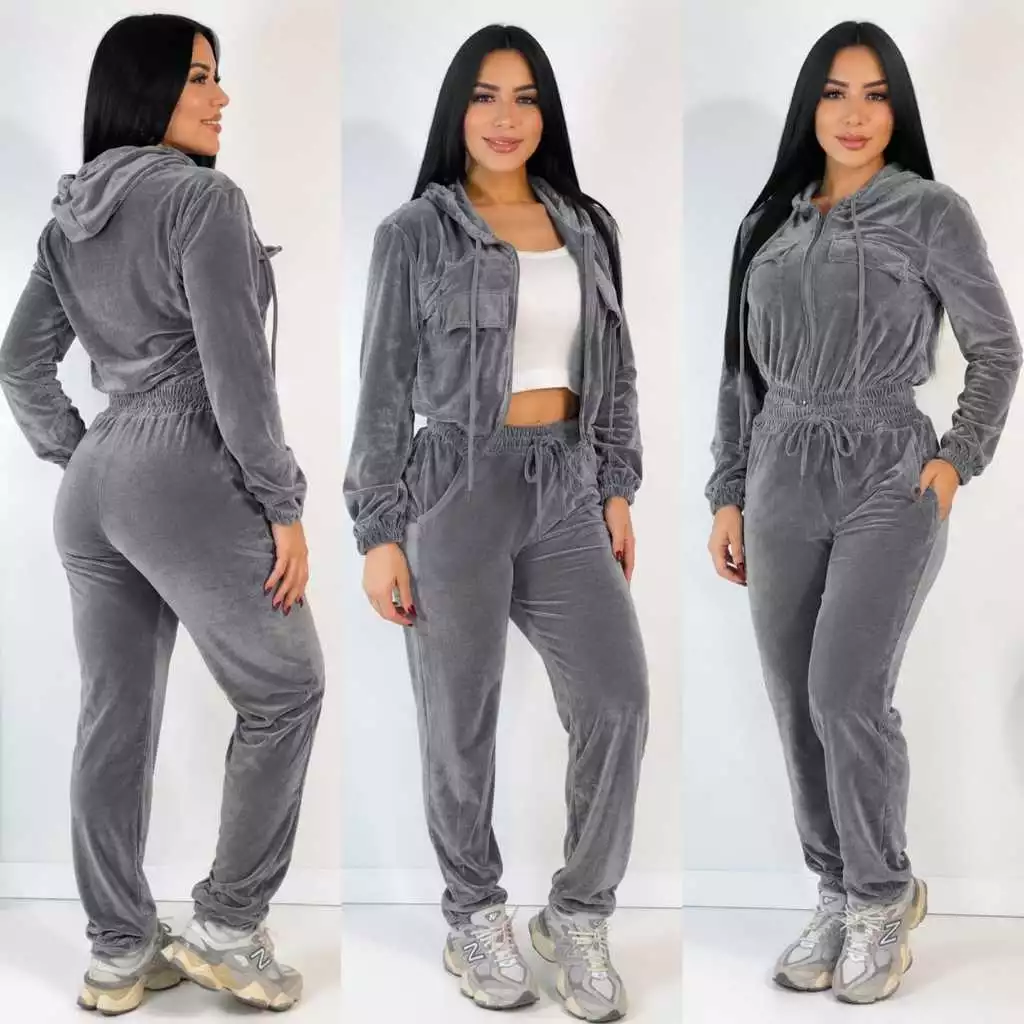 CONJUNTO FEMINO DE VELUDO CRISTAL  COM CAPUZ ZIPER CALÇA COM BOLSO FEMININO