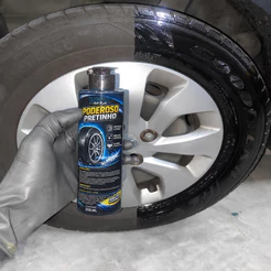 Pretinho para pneu brilho intenso não sai com água 200ml